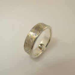 Mokume-Gane-Ring tricolor 750 Gr&uuml;ngold, 500...